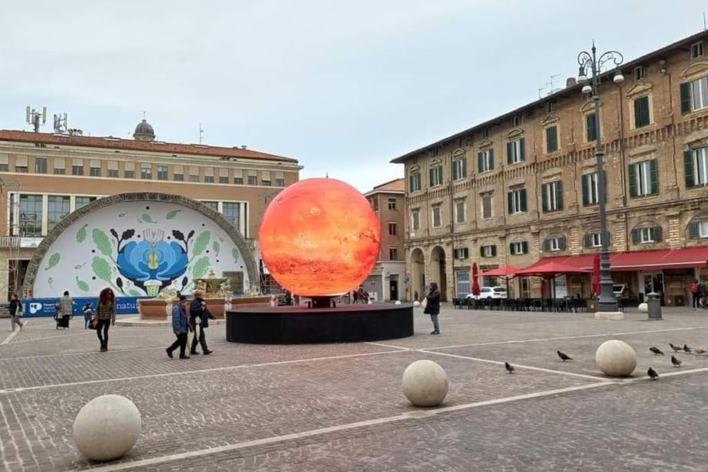 Апартаменты Il Nido Di Silvia A Due Passi Dal Teatro Rossini Пезаро Экстерьер фото